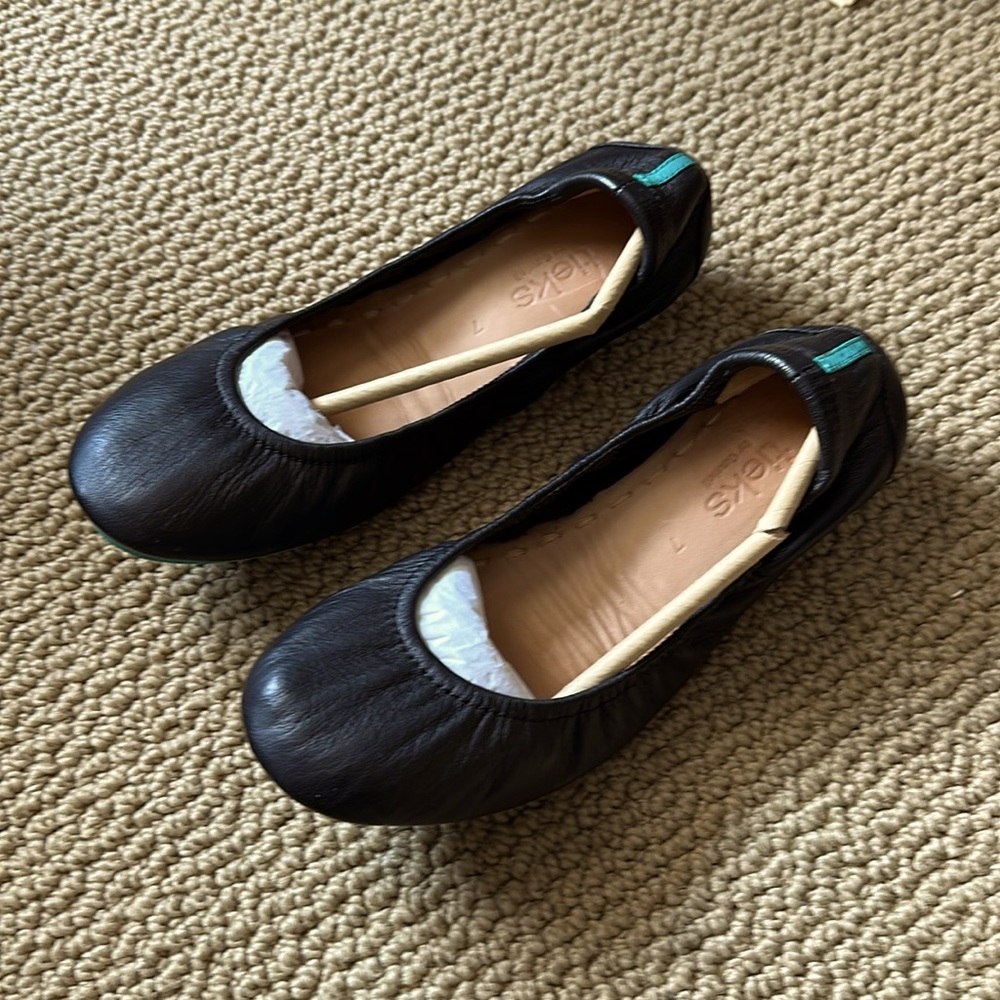 Tieks. Matte Black leather ballet flats Size 7